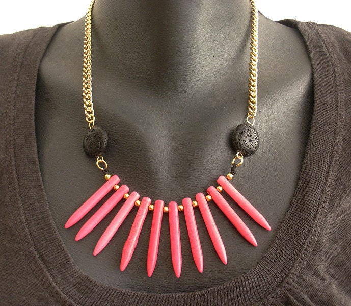 Spike necklace, hot pink necklace, chunky chain necklace, spike necklace, neon pink, gold chunky necklace,Statement necklace