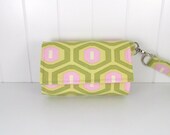 The Errand Runner - Cell Phone Wallet - Wristlet - for iPhone/Android - Honeycomb Sage/Pink