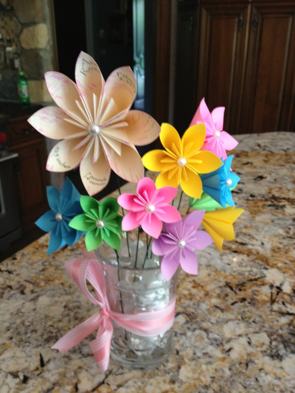 Baby Announcement Paper Flower Bouquet- gift, centerpiece, its a girl, wedding annoucement, anniversary, gift