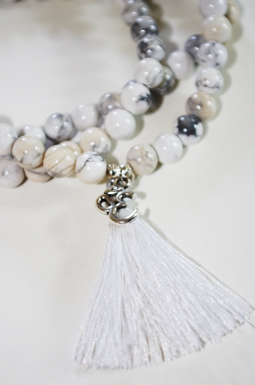 Calming White Howlite Mala 108 beads UNISEX Japa beads Buddhist Meditation Mantra Prayer Beads