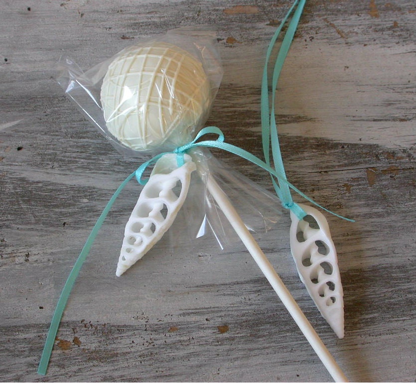 Cake Pops: Beach Wedding Cake Pop Favor Made to Order with High Quality Ingredients & Keepsake Shell Ornament - 50