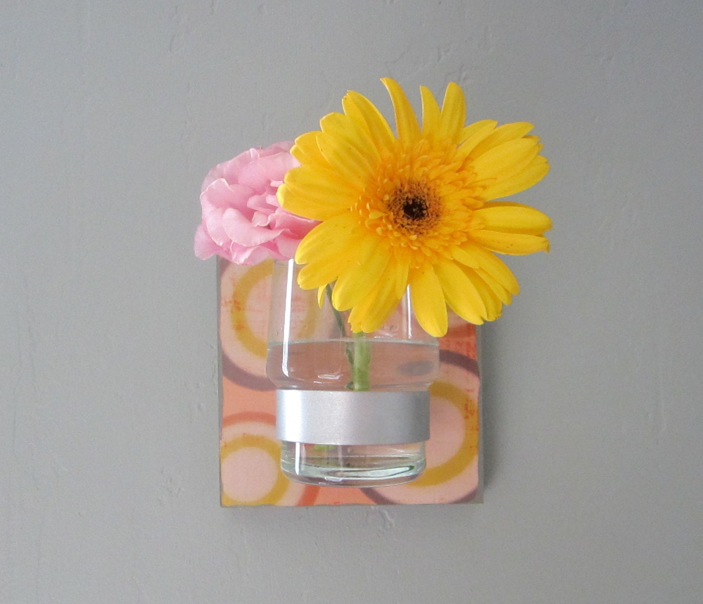 vase SORBET: flower wall mount candle holder votive geometric gray rust circles pattern glass