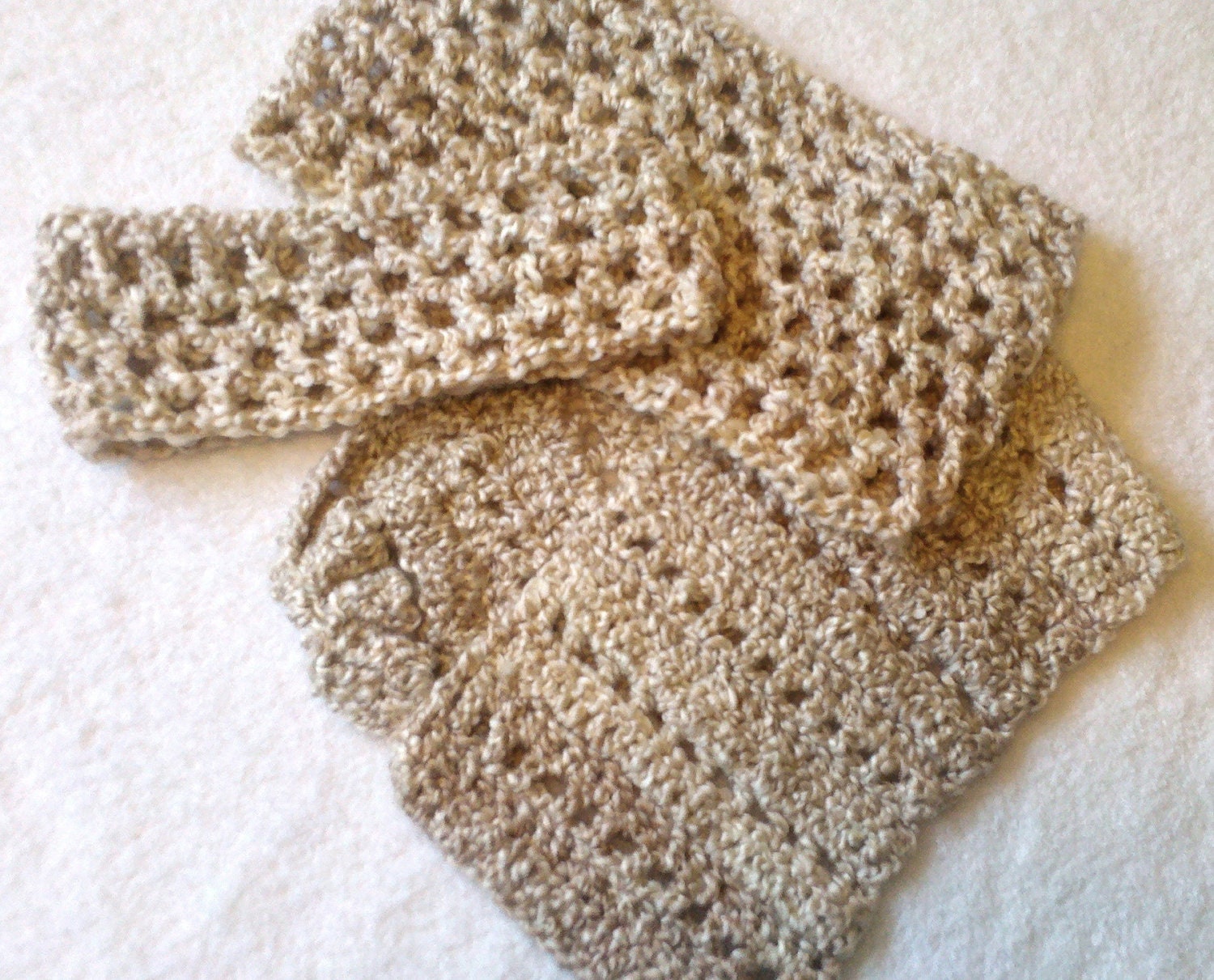 SAVE 2 Dollars on this 3-piece Pearl Accessories Ensemble Set - Includes Infinity Headband AND Mini Cowl AND One-Way Scarf