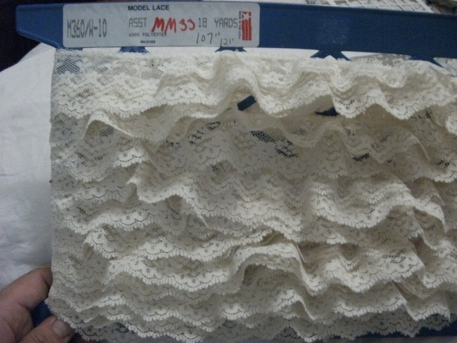 Vintage Double Ruffle Gathered Lace Off White Over 3 yards 1 1/2" Wide ONLY 5 USD