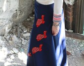 Vtg 70s Turtle Maxi Skirt / Mod Flower Power / Appliqued