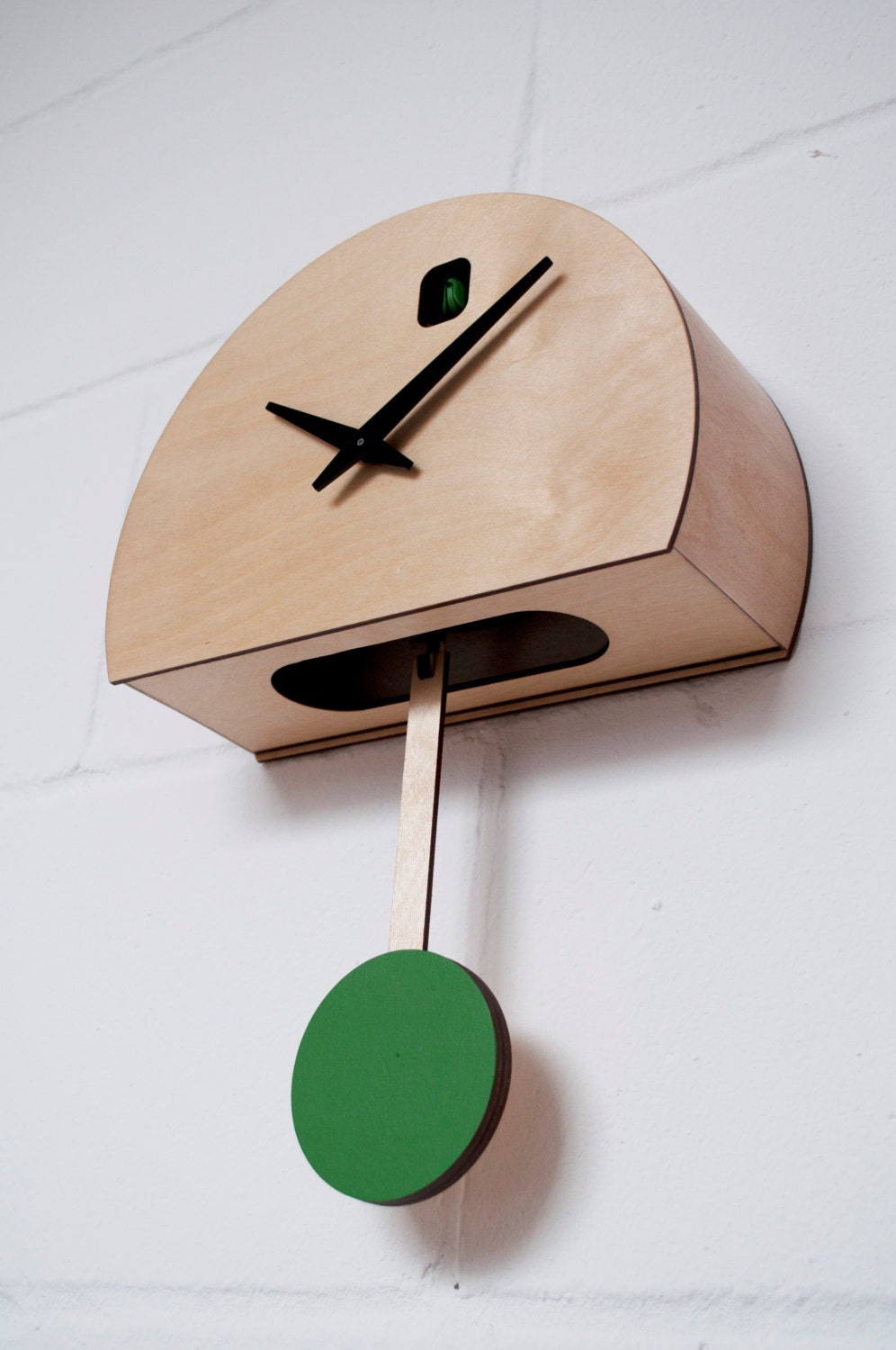 Gibbous Green - Modern Cuckoo clock