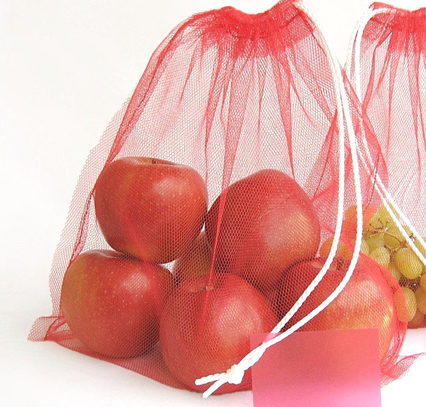 MARKET / PRODUCE BAG in red tulle, with label for bar code - set of 2