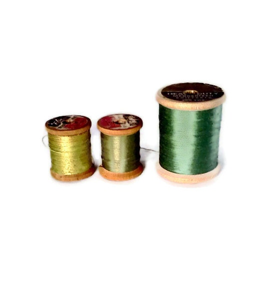Vintage Wooden Spools of Thread Supplies/Sewing Thread