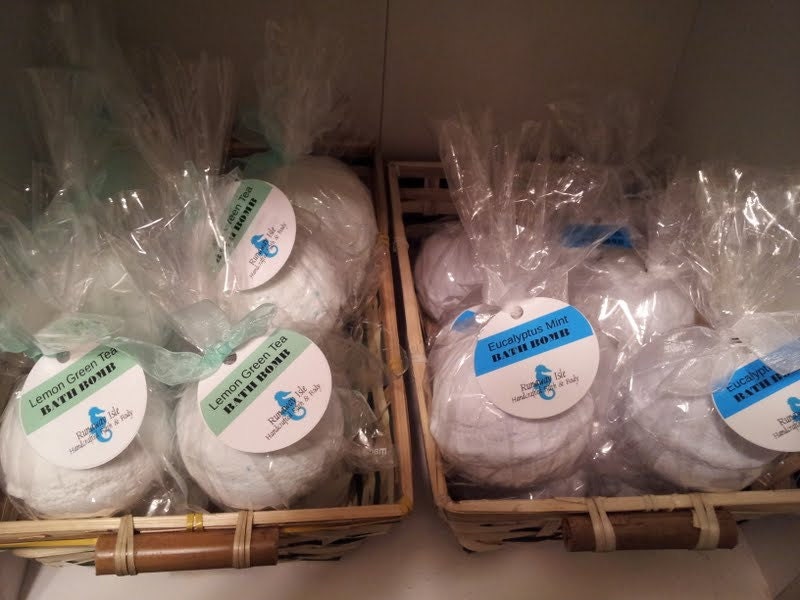 10 Bath Bomb Party Favors