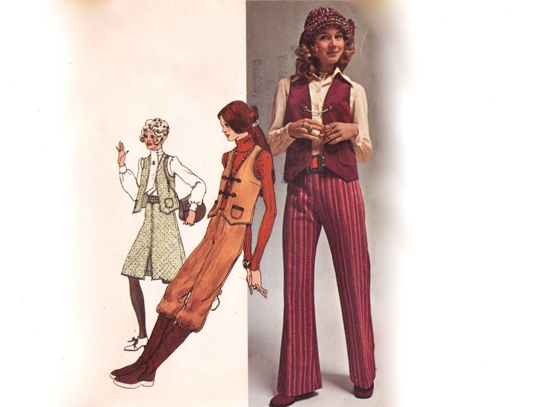 Vintage 1970s Sewing Pattern - Knickers, Vest, Skirt, Hip Hugger Pants - 1971 Simplicity 9558, Bust 34, Unused & Factory Folded FF