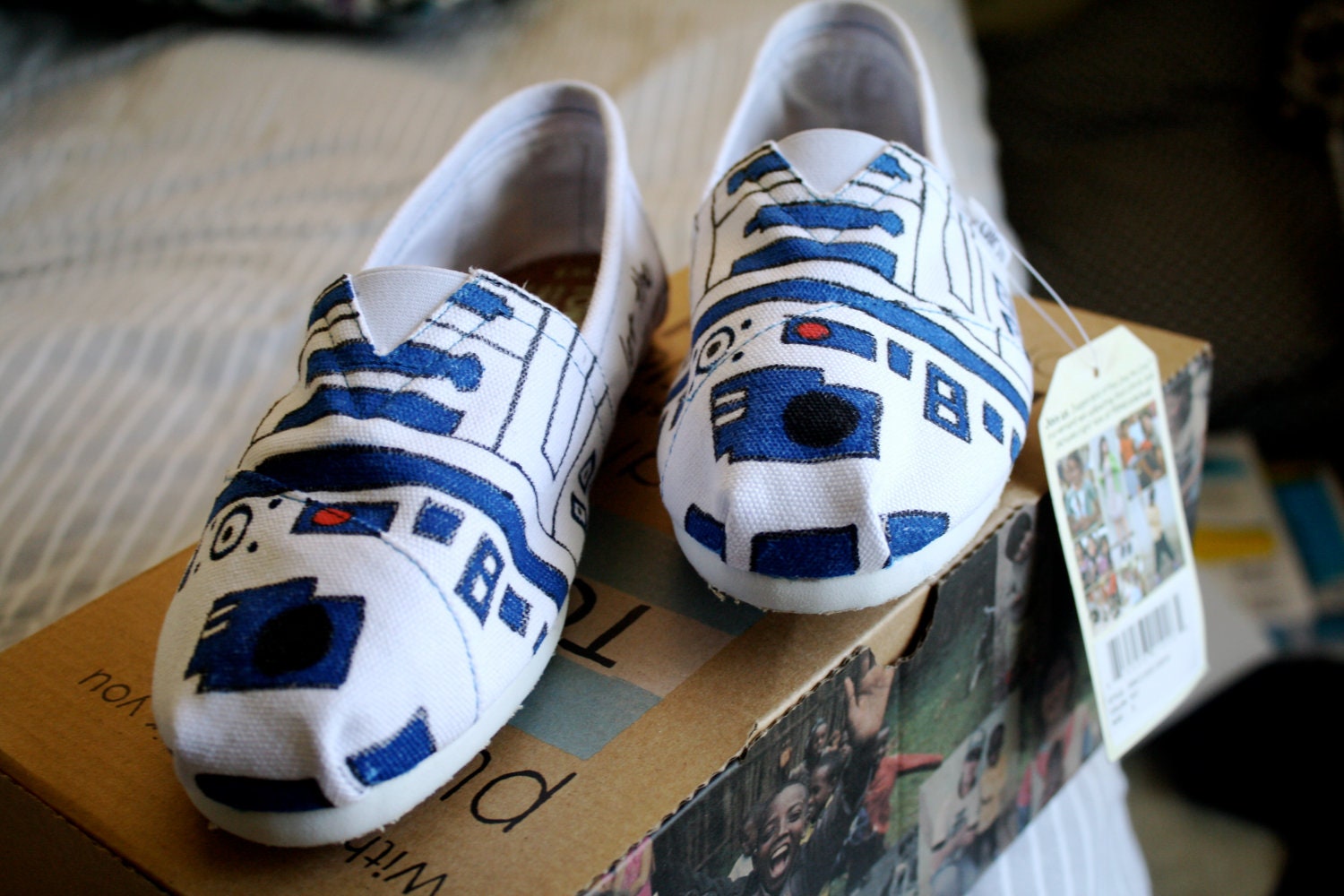 Custom White R2D2 Toms, Pick your own quote, Perfect for Star Wars fans, Free customizations