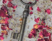 Vintage Old Key Necklace