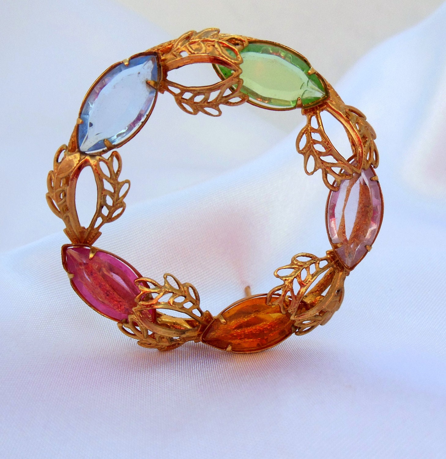 Multicolor Rhinestone Brooch with Gold Tone Circle Fab 60s Look