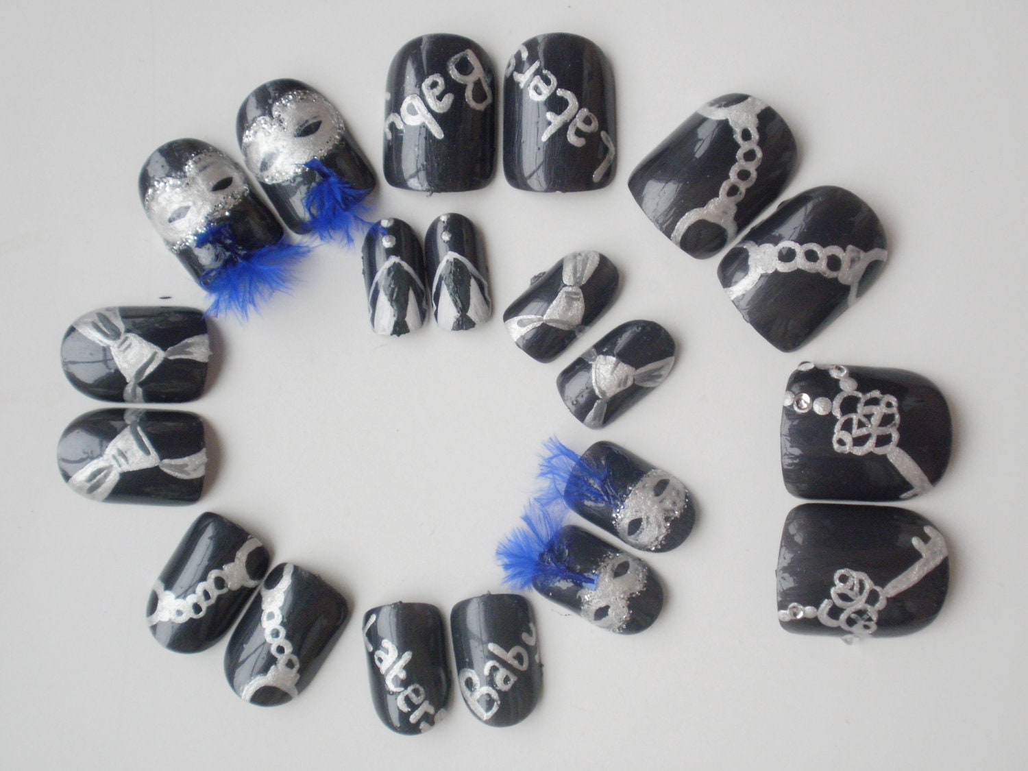 50 Shades of Grey False Nails