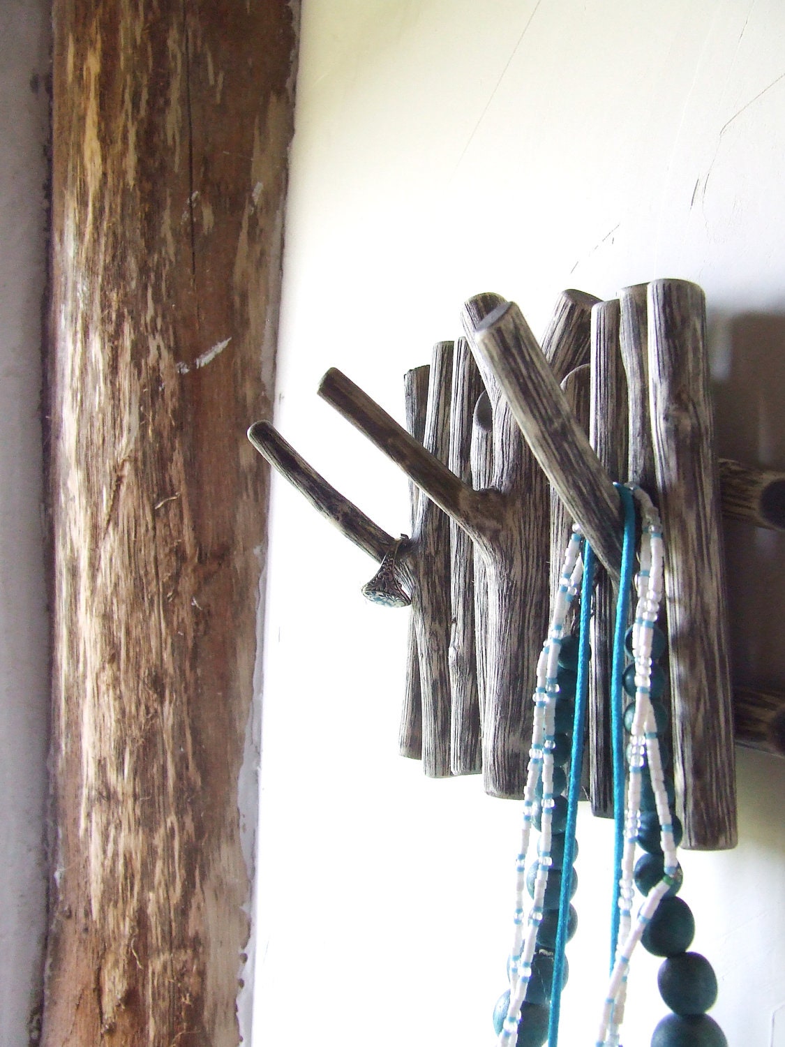 Shabby chic branch wall hanging wooden hook black grey jewelry organizer theteam housewares kitchenwares rusteam key holder