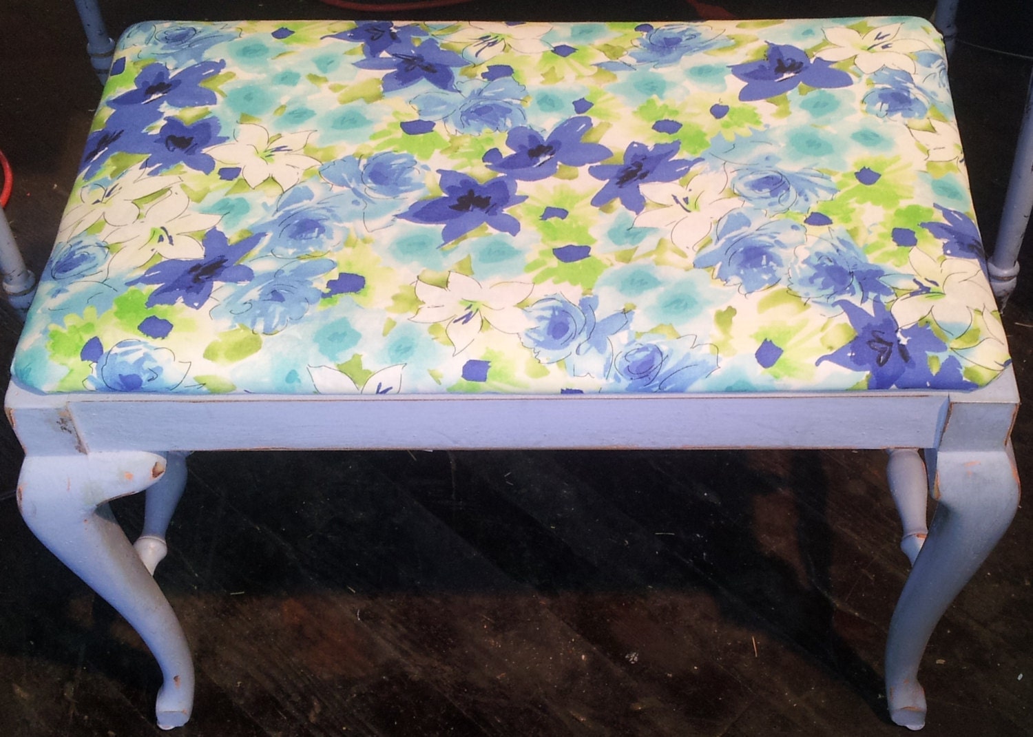 Cute Shabby Chic Vintage Piano Bench. Handpainted/furniture/cottage/upcycle/distressed/eco/country/farm/vintage/wood/primitive/chalk