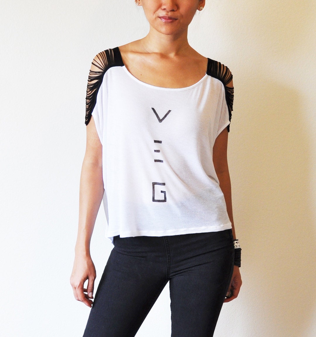 ON SALE: Veg Clothing - Ladies Loose White Top - Black Sleeves ( Size S / M / L )