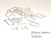 Kidney Ear Wires 20 Plus 4 for free total 24  Count Surgical  Steel Hypoallergenic
