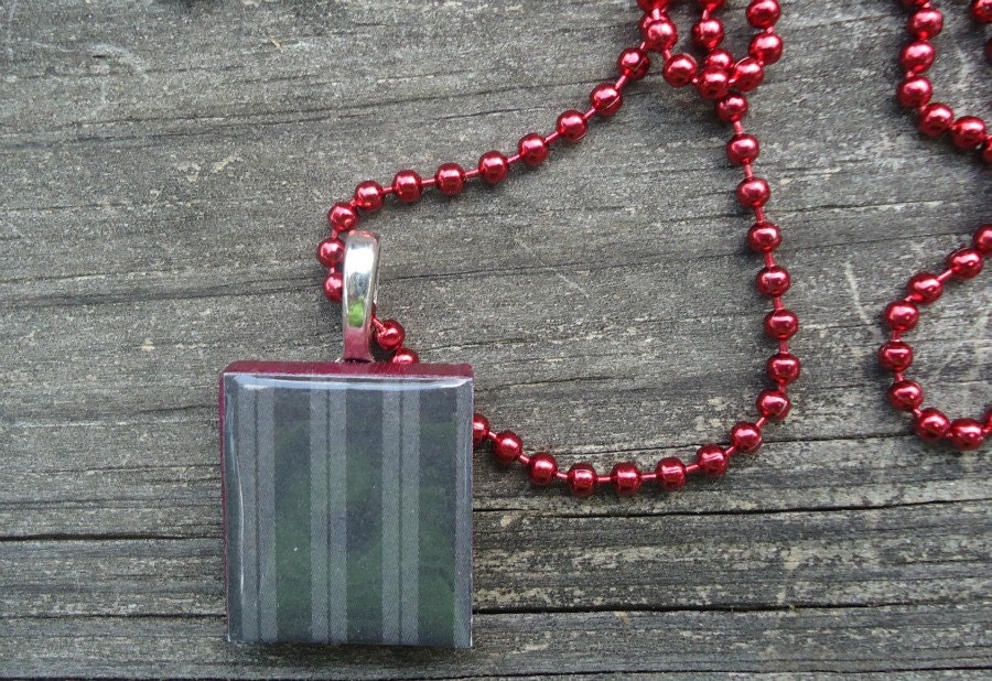 Scrabble (c) Tile Pendant Black Thin Gray Stripes