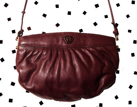 Vintage Etienne Aigner Shoulder Bag in Oxblood- 1970s 1980s
