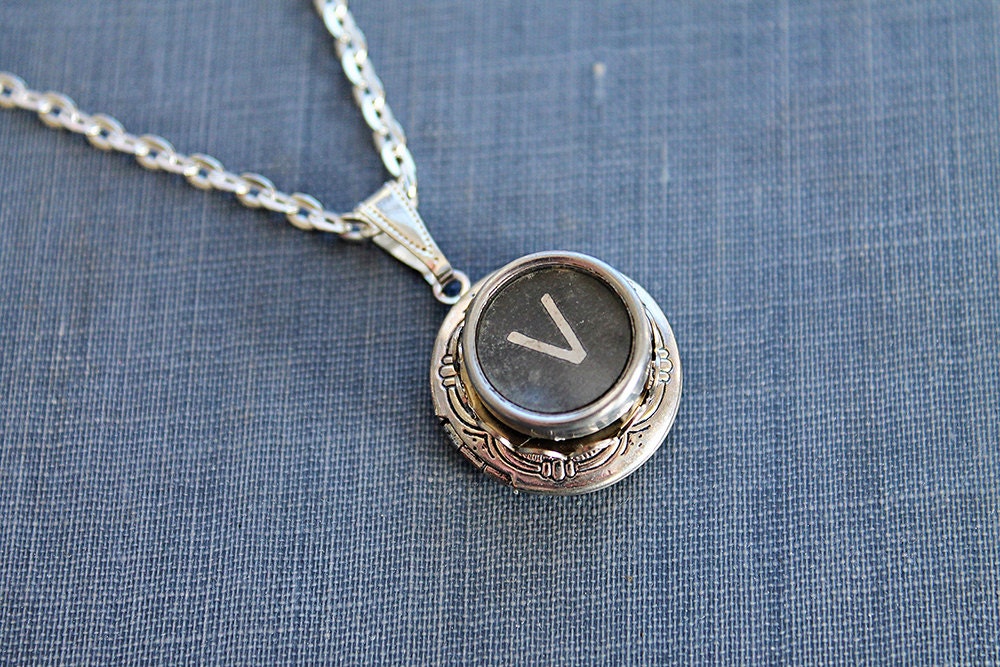 V INITIAL Vintage TYPEWRITER Key LOCKET Style Necklace Black Key Retro Fun