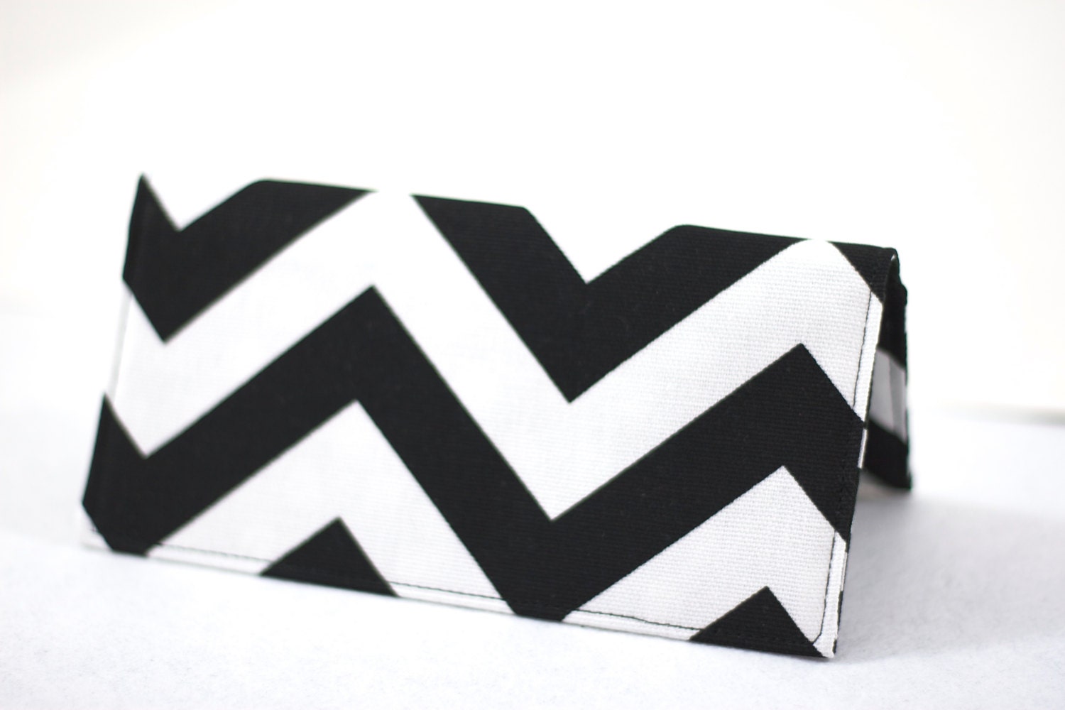 Checkbook Cover in Black and White Chevron
