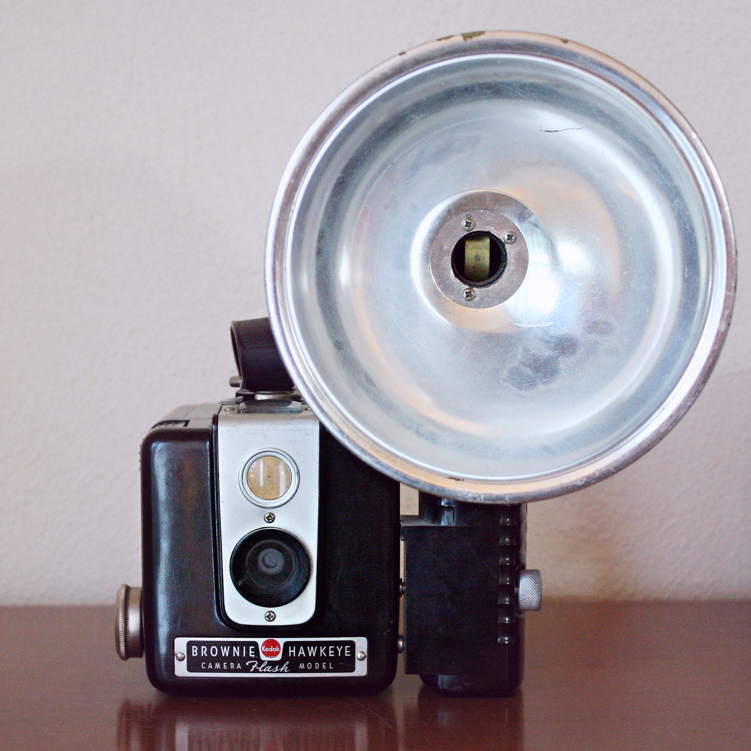 Vintage Brownie Hawkeye Flash Camera