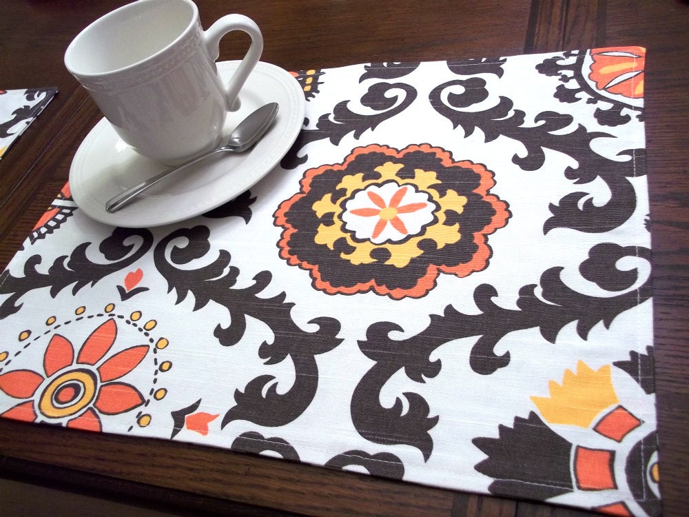 Placemat in Spicy Orange and Brown