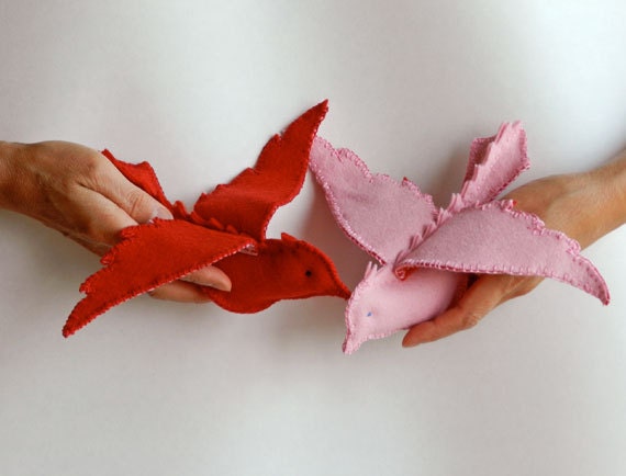 Love Birds KIT - Includes: PDF Instructions, Wool Felt Sheets, Sewing Needle, Felting Needle and Cotton Threads - Makes 4 Valentine Birds
