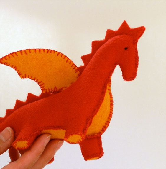 Dragon/Dinosaur KIT - Includes: wool blend felt sheets, pdf, felting needle, sewing needle and cotton threads