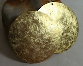 Hand hammered solid raw brass circular disc/dangle 50mm in diameter, 2 pcs (item ID RBD50m24GK)