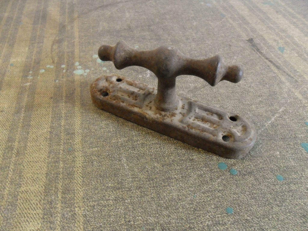 Vintage Turn Handle