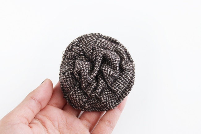 Brown tweed Heart Brooch