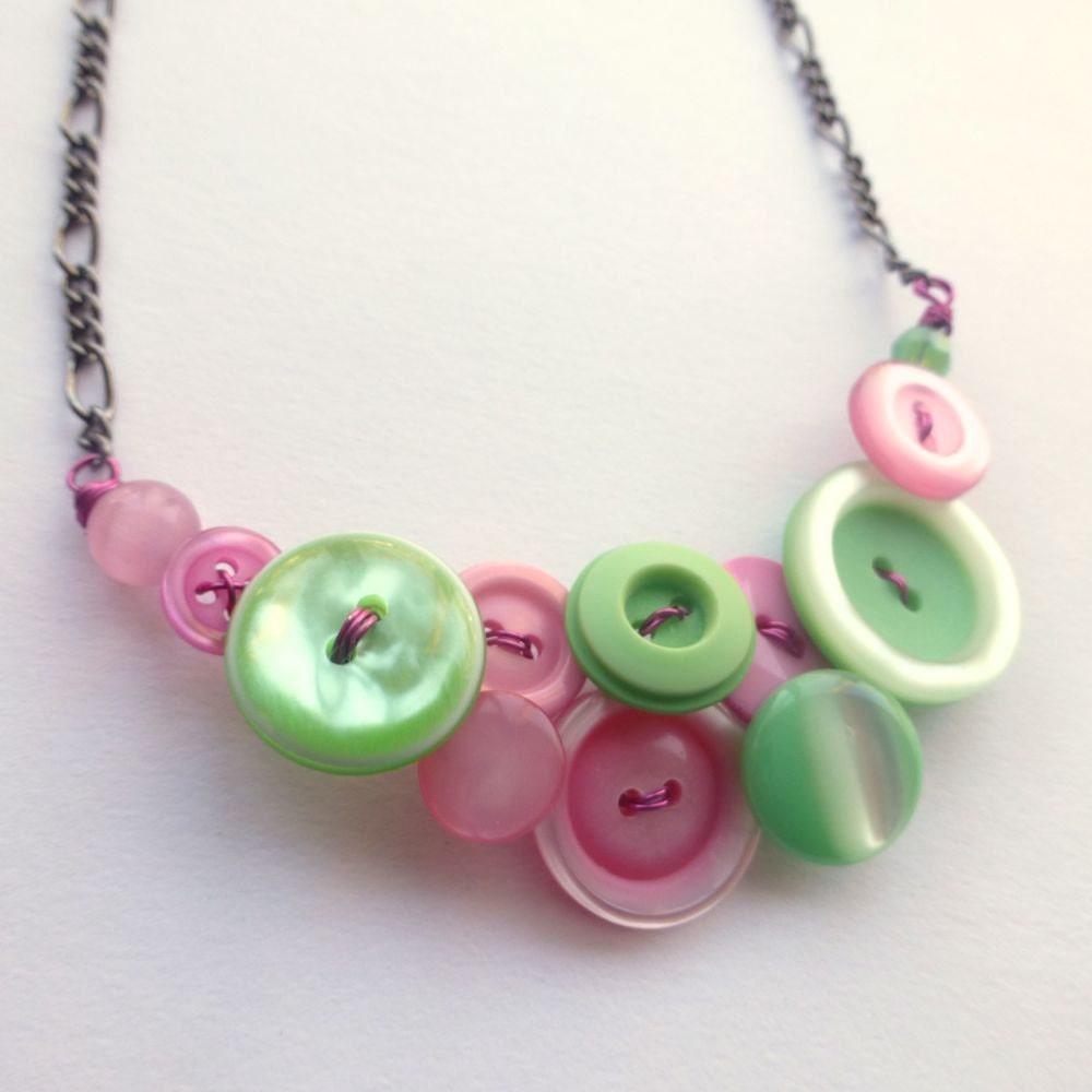 Light Pink and Green Vintage Buttons Necklace