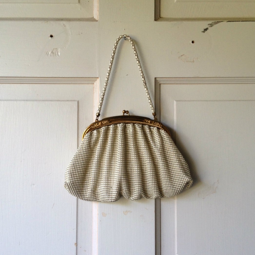 Vintage Whiting and Davis Purse / 1940s Cream Mesh Handbag