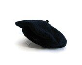 Hat Tam Knitted in Navy Blue Acrylic Wool Blend Yarn - branda