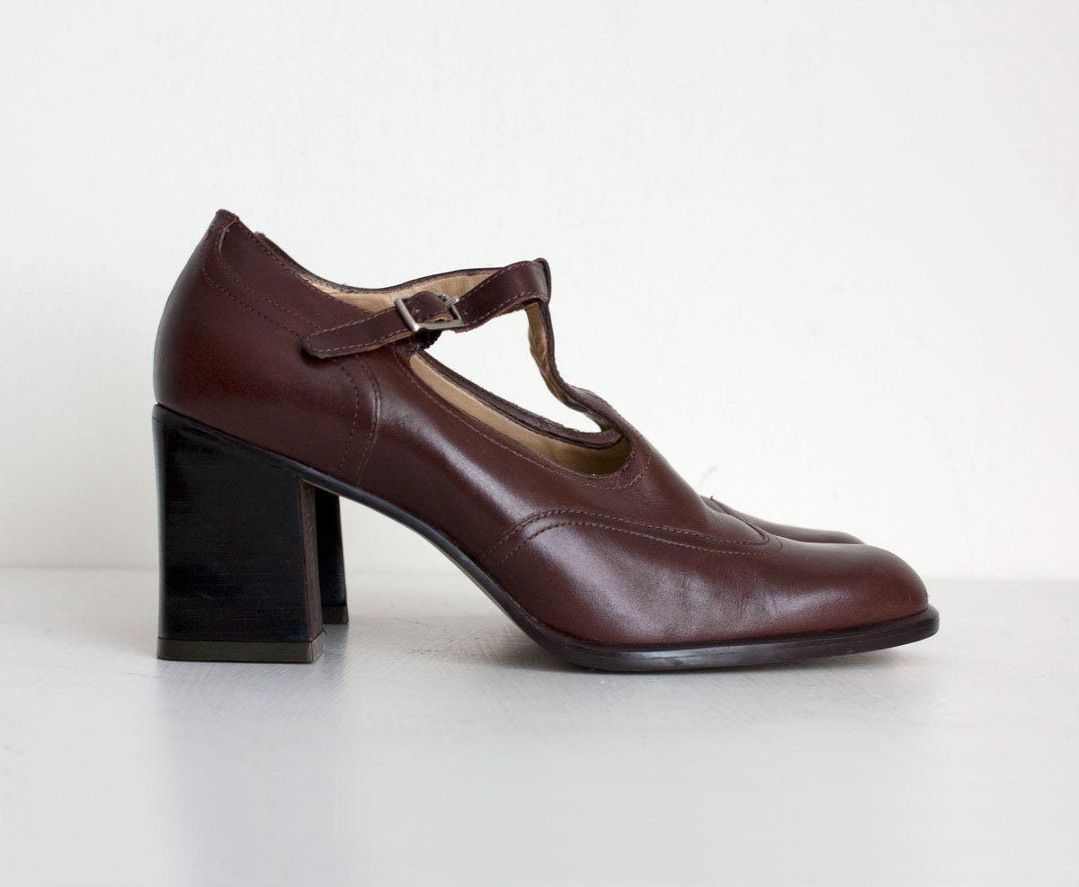 Brown Maryjane Pumps 1990s Vintage Nine West Brown Leather Mary Jane T-Strap High Heels Sz 6