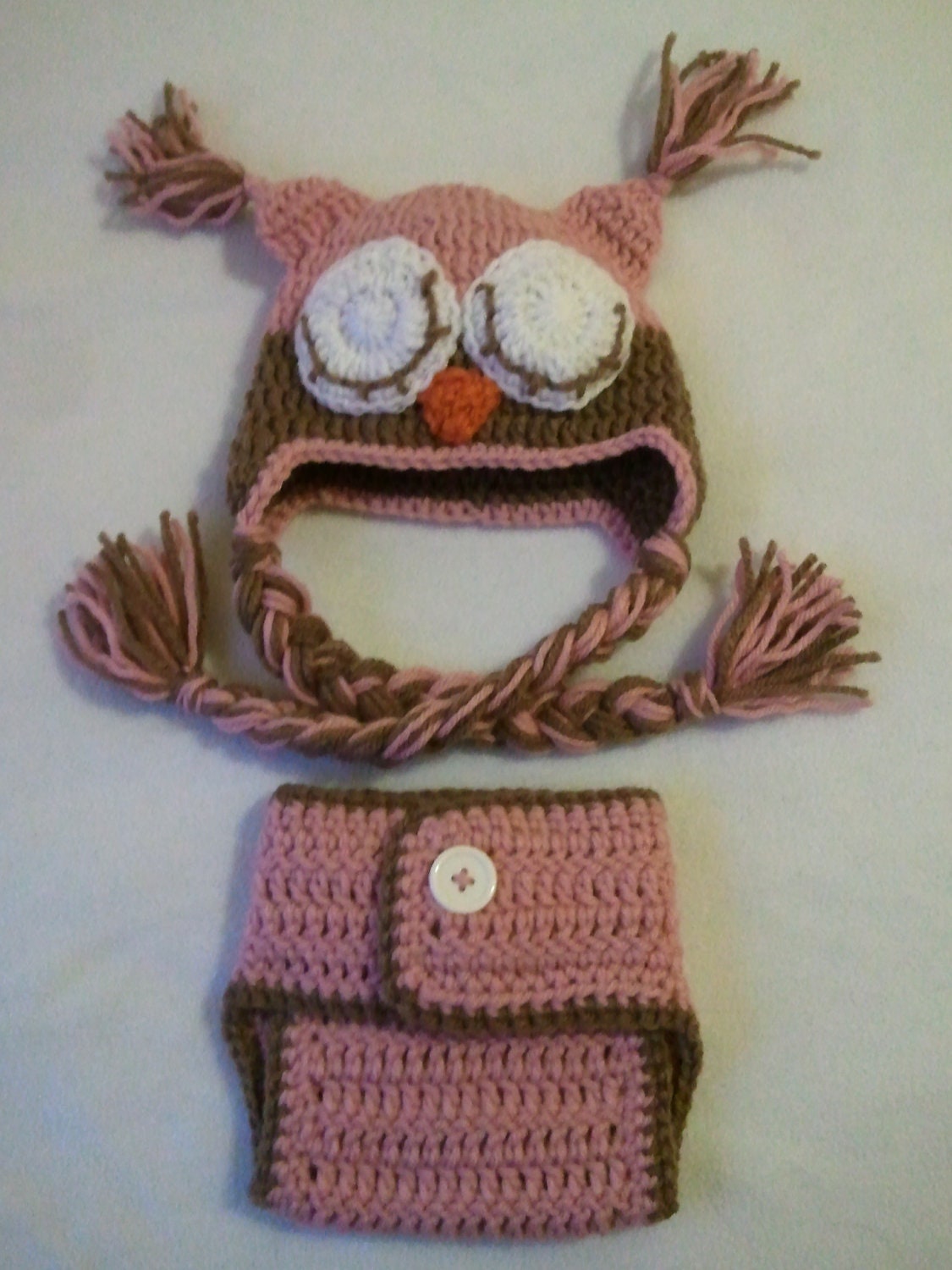 Crocheted sleepy owl hat and diaper cover set in pink and brown perfect for baby or photo prop