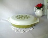 Vintage Pyrex Dish Divided Dish Avocado Green Dish Crazy Daisy Retro Kitchen 1970s