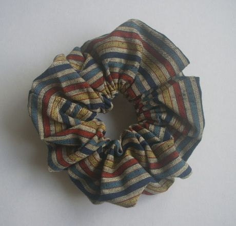 Scrunchie - vintage kimono fabric