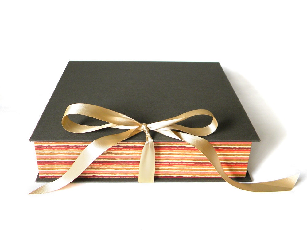 Custom Clamshell Box 8.5 x 11 Inches or Any Size - Photo Album, Gift Box, Wedding Album, Fragile Book Storage, Portfolio