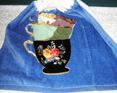 Crochet hanging towel, Large Coffee Cups, white top