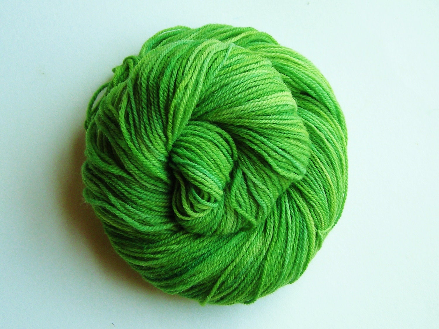 snapdragon sport - bright green