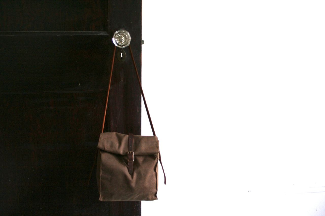 Dark Brown Waxed Canvas Lunch Bag with Removable Shoulder Strap