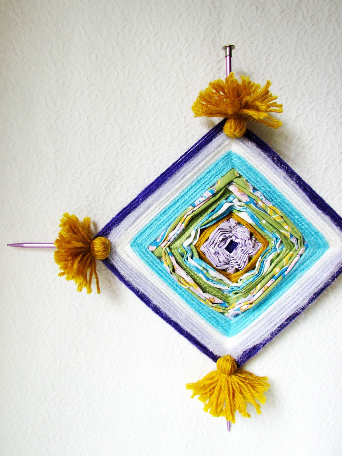 Vintage Knitting Needle Ojo de Dios or Gods Eye in Purple