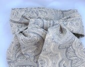 Stock Tie, Two Fold, Paisley, Light Grey, Cream, Equestrian, Riding Stock Tie