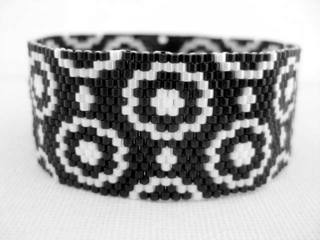 Peyote Pattern - Happy Circles - INSTANT DOWNLOAD PDF - Peyote Stitch Bracelet Pattern