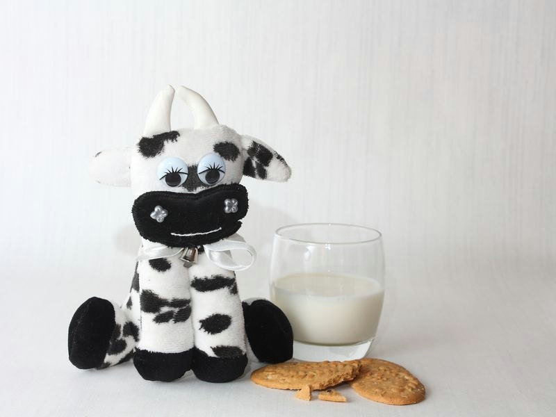Stuffed Plush Cow, white and black