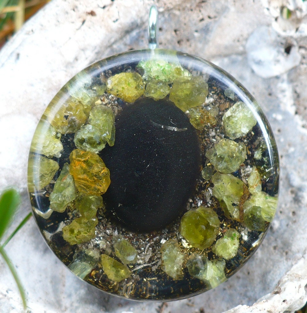 Etheric Energy Pendant with Peridot - Positive Abundance and Stress Relief