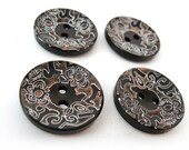 6 dark brown wooden button - white floral pattern 23mm  (BB120G)